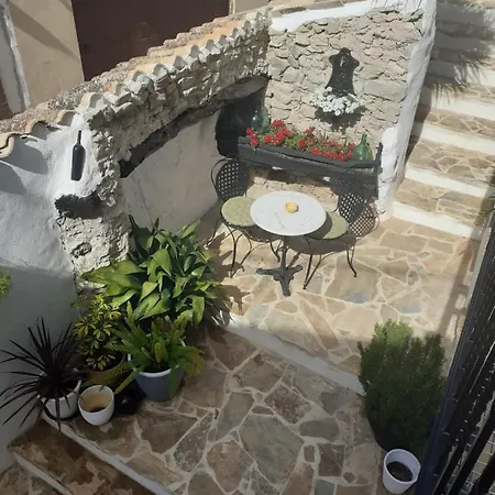 Casa Blanca Bed & Breakfast Castell De Castells