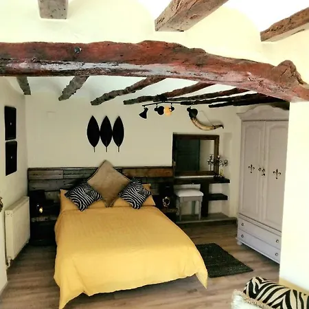 Casa Blanca Bed & Breakfast *