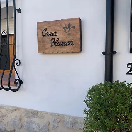Casa Blanca Bed & Breakfast Castell De Castells